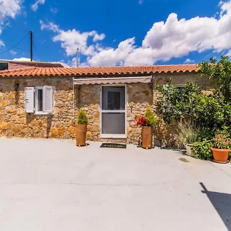 Artemis Holiday home