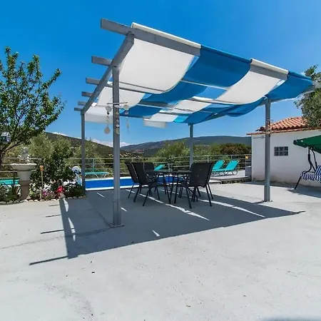 Artemis Holiday home