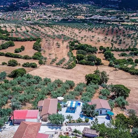 Holiday home Artemis *